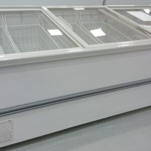 Isla de Congelación 3 Puertas de Vidrio Corredera de 2260 x945 x775h mm FI-800-OUT-T2 (OUTLET)