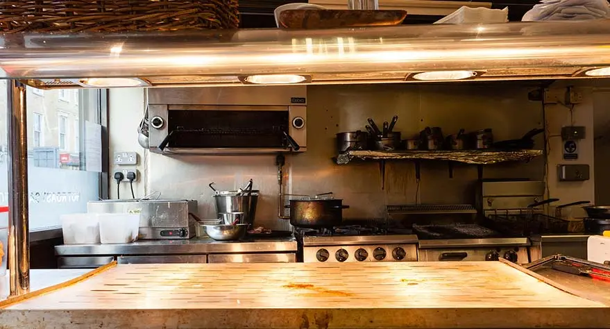 tener en cuenta al limpiar la plancha de cocina industrial Fibraclim