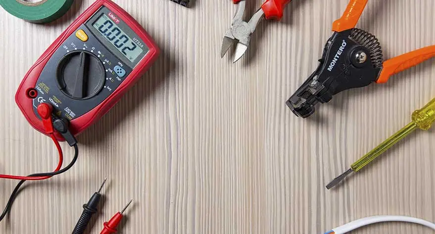 Una-freidora-requiere-especial-cuidado