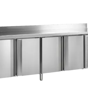 Mesa de Refrigeración Snack 4 puertas con Peto SK6410/+SP