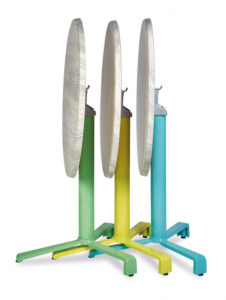 productos-Mesa_apilable_3patas_0044