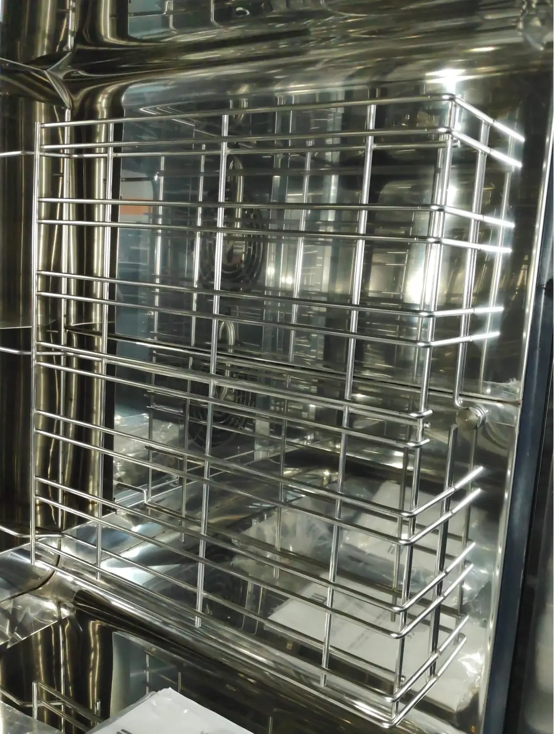 Soportes laterales de 6 niveles para ubicar bandejas 600x400mm