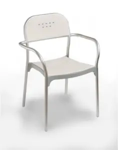 Sillón con armazón de aluminio color gris, asiento y respaldo en resina HELSINKI