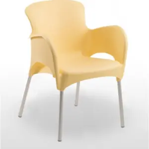 Sillón con carcasa de inyección polipropileno, estructura de aluminio anodizado SAN REMO