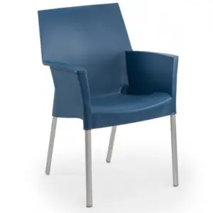 Sillón con carcasa de inyección polipropileno, estructura de aluminio anodizado MARBELLA
