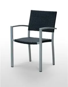 Sillón estructura aluminio gris asiento respaldo tejido rattan BERLÍN RATTAN