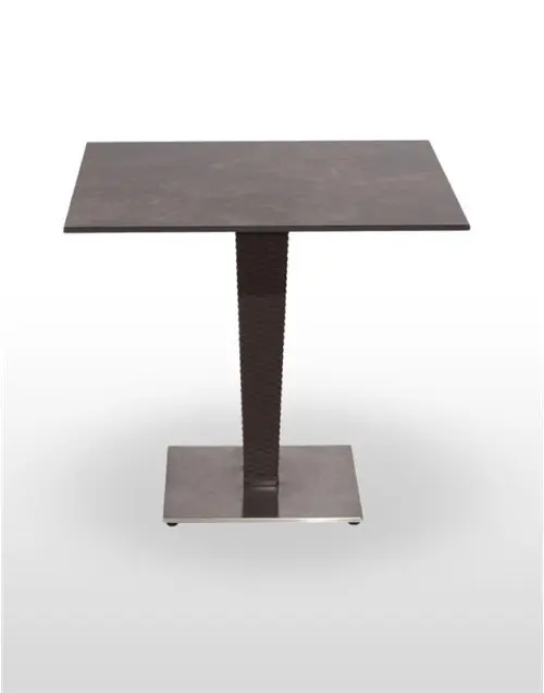 Mesa con base epoxi/inox y columna resina imitación rattan IBIZA