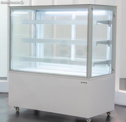 Vitrinas Refrigeradas con cristal curvo fondo 700  VERA-C  EDENOX