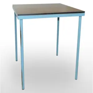 Mesa armazón metálico acabado epoxi carta colores ALBANIA