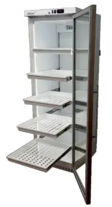 Armario Expositor Refrigerado 460 Litros Especial farmacia Línea CÓRDOBA APS400GT CLIMAHOSTELERIA